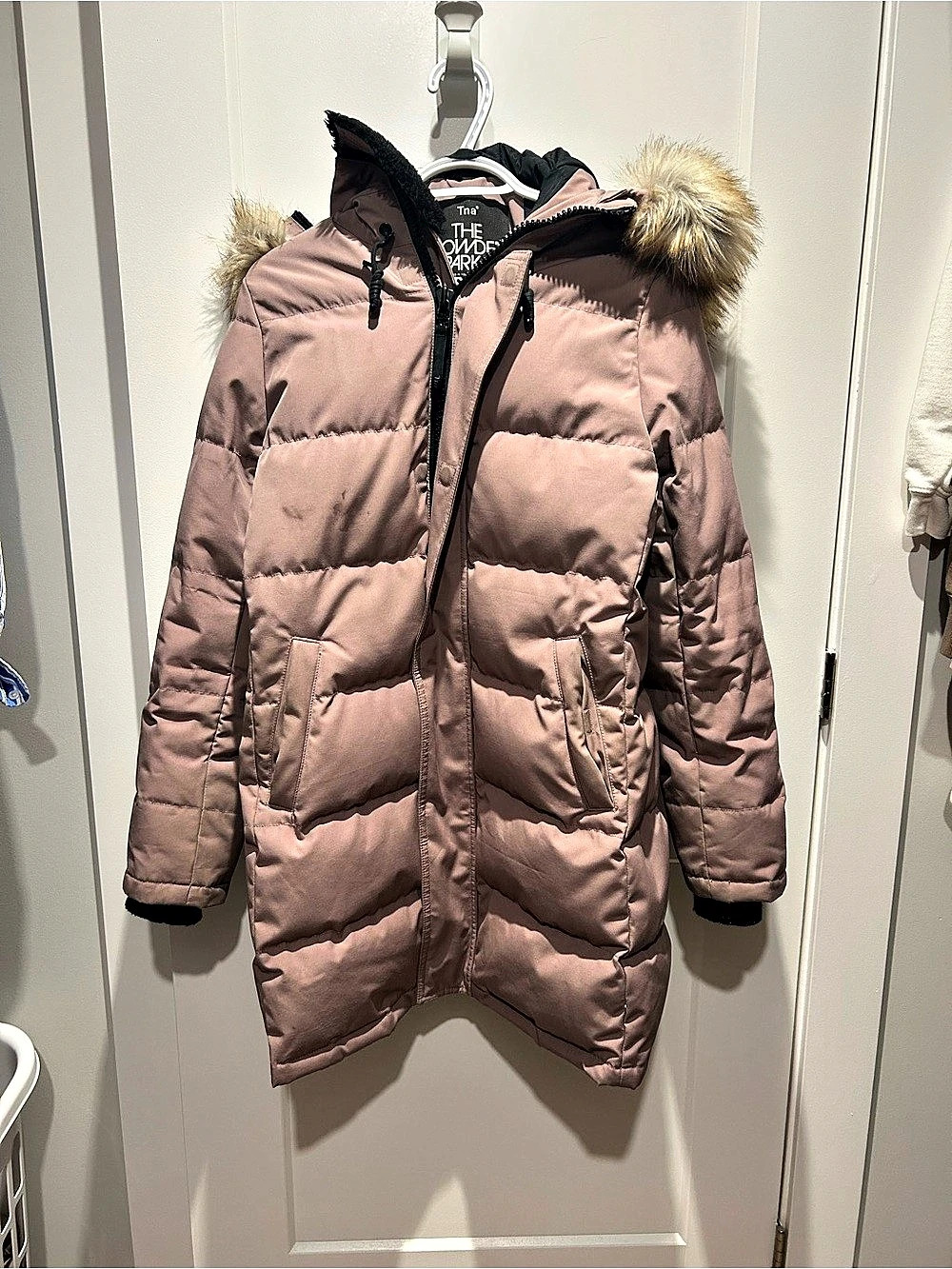 Tna The Powder Parka Puffer Parka